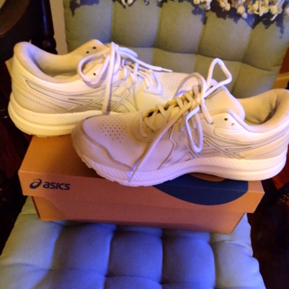 Women's Sneakers